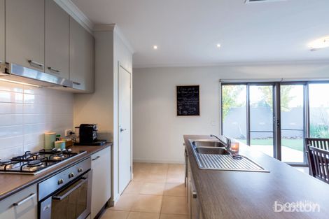 Property photo of 1 Willoby Drive Alfredton VIC 3350