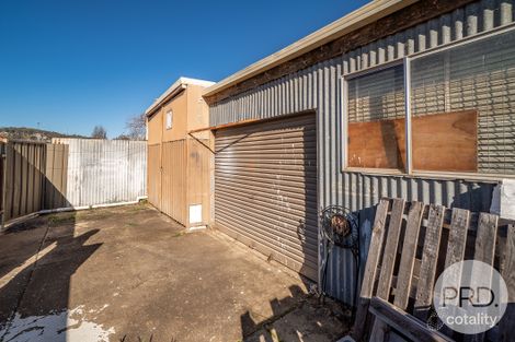 27 Blake St, Wagga Wagga, NSW 2650