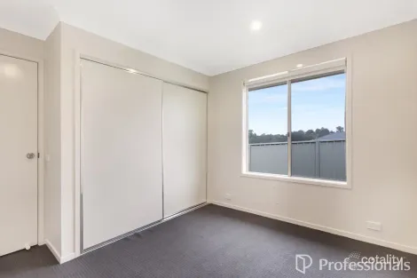 Property photo of 11 Sunvale Crescent Estella NSW 2650