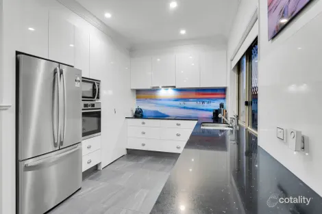 Property photo of 6 Moran Crescent Forest Lake QLD 4078