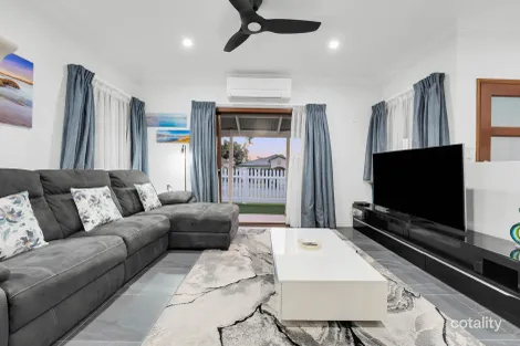 Property photo of 6 Moran Crescent Forest Lake QLD 4078