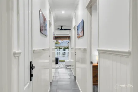 Property photo of 6 Moran Crescent Forest Lake QLD 4078