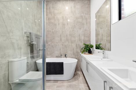 Property photo of 34 Marcus Road Templestowe Lower VIC 3107