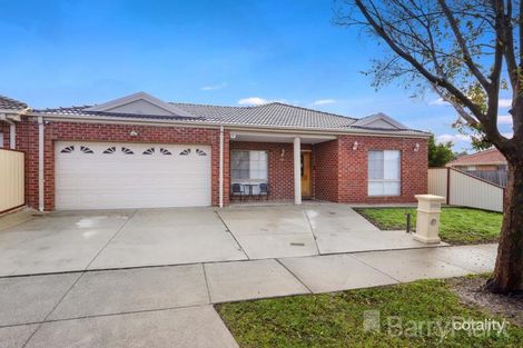 58 Hayfield Rd, Roxburgh Park, VIC 3064