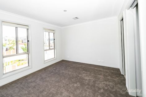 Property photo of 1/22 Andersch Street Casey ACT 2913