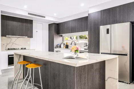 208 Stoney Creek Rd, Beverly Hills, NSW 2209