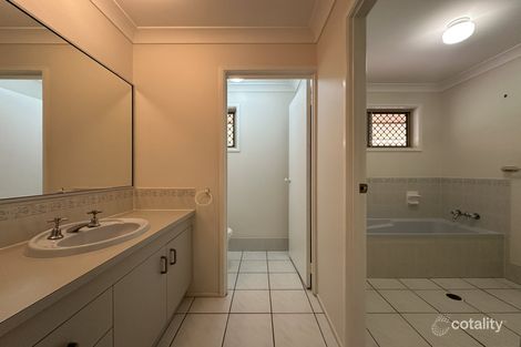 Property photo of 19 Janice Court Blackbutt QLD 4314
