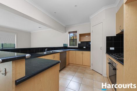 Property photo of 15 Ayrvale Avenue Lake Gardens VIC 3355