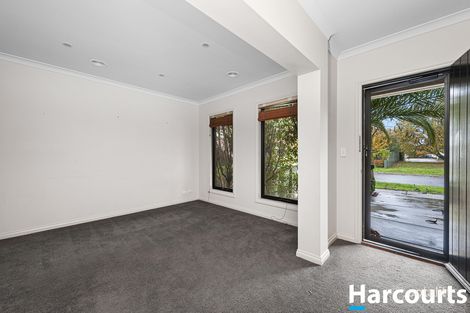 Property photo of 15 Ayrvale Avenue Lake Gardens VIC 3355