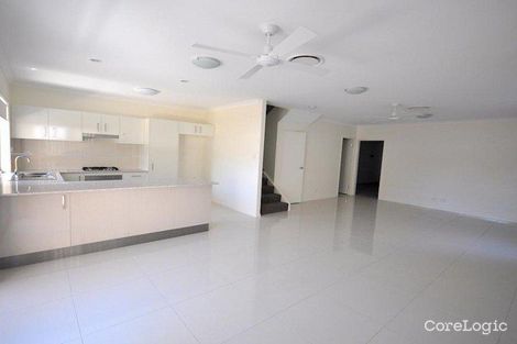 Property photo of 32/2 Photinia Crescent Mountain Creek QLD 4557