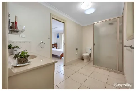 Property photo of 4 Ferndale Place Norman Gardens QLD 4701