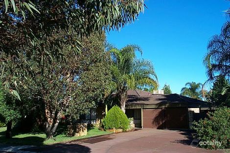 21 Rosella Cir, Ballajura, WA 6066