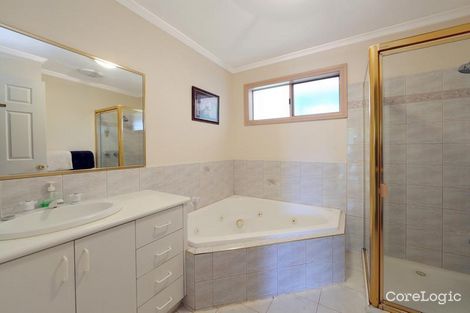 Property photo of 17 Leah Court Rowville VIC 3178