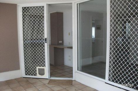 Property photo of 2/23 Quinton Street Kangaroo Point QLD 4169