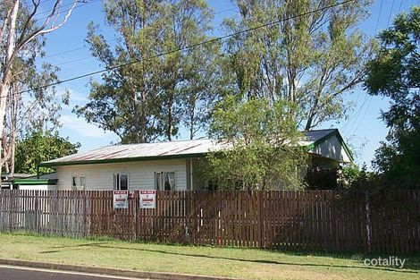 21 Alfred St, Riverview, QLD 4303