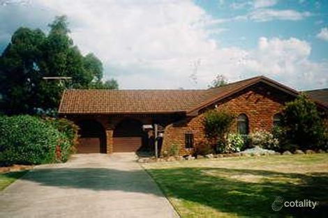 21 Alabaster Pl, Eagle Vale, NSW 2558