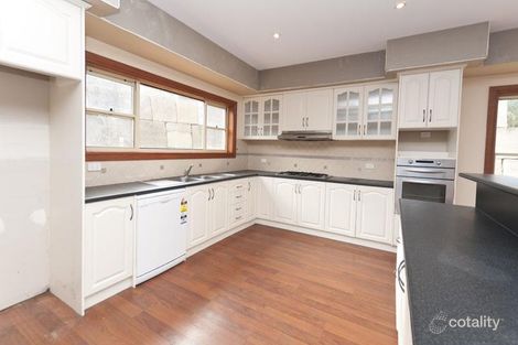 Property photo of 21 Nayook Grove Happy Valley SA 5159