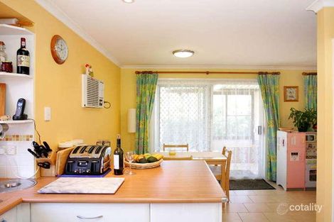 Property photo of 16 Cranbrook Crescent Killarney Vale NSW 2261