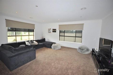 Property photo of 6 Greystone Place Craigieburn VIC 3064