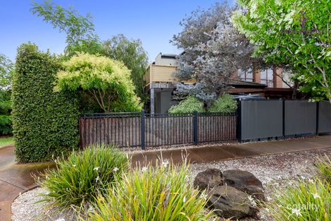 Property photo of 26 McCulloch Walk Point Cook VIC 3030