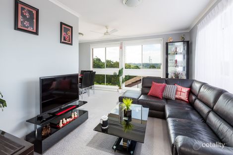 Property photo of 18 Alhambra Avenue Macquarie Hills NSW 2285