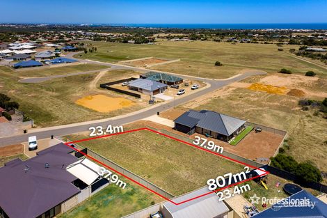 34 Half Moon Dr, Waggrakine, WA 6530