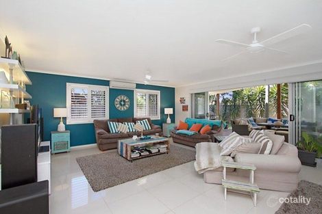 Property photo of 9 Yeringba Street Mermaid Waters QLD 4218