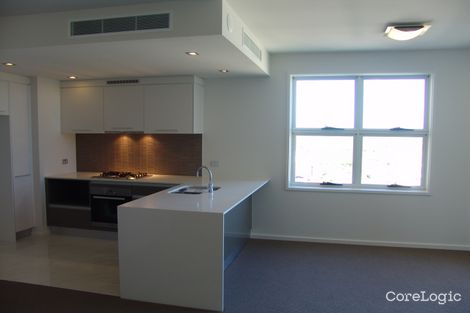 Property photo of 3042/3029 The Boulevarde Carrara QLD 4211