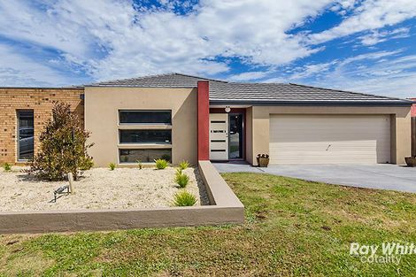 Property photo of 2 Barcoo Court Carrum Downs VIC 3201