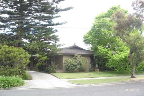 Property photo of 7 Oaklands Crescent Frankston VIC 3199