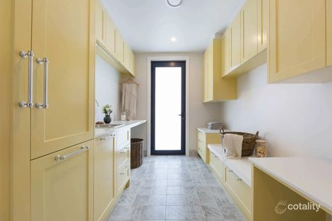 Property photo of 43 McLachlan Crescent Weetangera ACT 2614