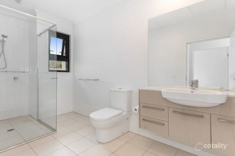 Property photo of 4/5 Kingsway Place Townsville City QLD 4810