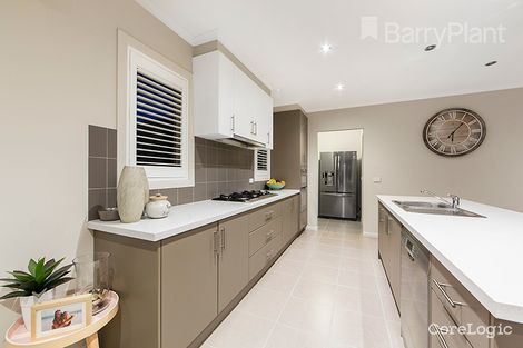 Property photo of 14 Denmark Hill Road Berwick VIC 3806