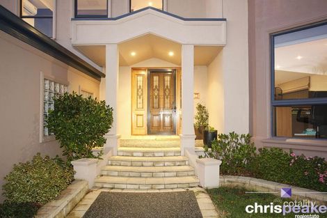 Property photo of 8 Fairholme Boulevard Berwick VIC 3806