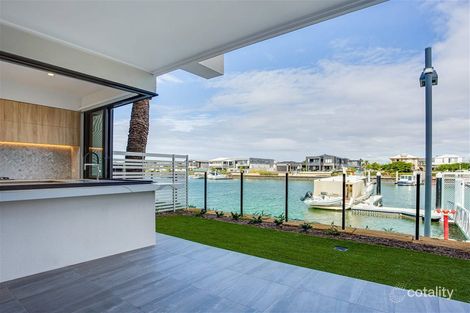 33/33 Sickle Ave, Hope Island, QLD 4212