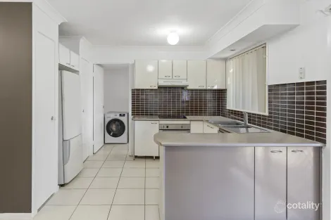 Property photo of 12/45-47 Defiance Road Woodridge QLD 4114