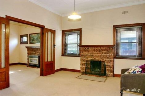 Property photo of 18 Station Avenue McKinnon VIC 3204