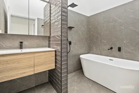 Property photo of 4/5-7 Benney Avenue Figtree NSW 2525