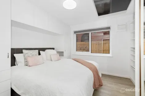 Property photo of 2/1555 High Street Glen Iris VIC 3146