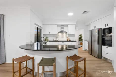 Property photo of 9 Polaris Place Bridgeman Downs QLD 4035