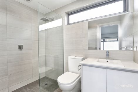 Property photo of 2/4 Fitzgerald Road Essendon VIC 3040