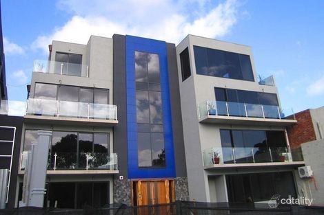 2/2 Kent Pl, South Melbourne, VIC 3205