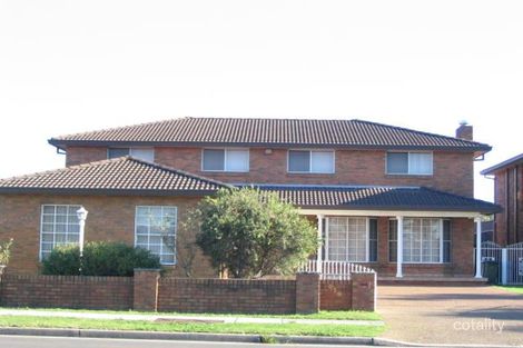 618 Smithfield Rd, Greenfield Park, NSW 2176