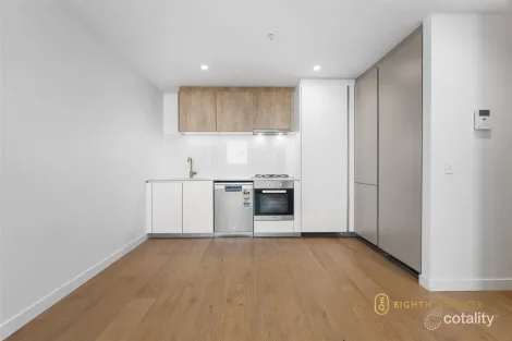 Property photo of 2009/23 Mackenzie Street Melbourne VIC 3000