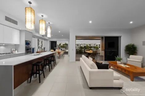 Property photo of 44 River Links Boulevard East Helensvale QLD 4212