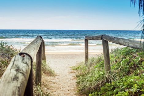 Property photo of 6 Driftwood Drive Castaways Beach QLD 4567