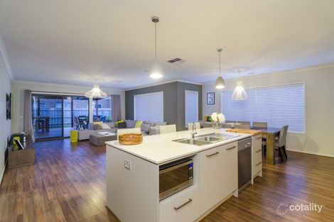 Property photo of 22 Springleaf Road Tarneit VIC 3029