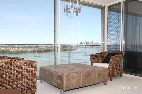 Property photo of 10/61 Hillside Crescent Hamilton QLD 4007