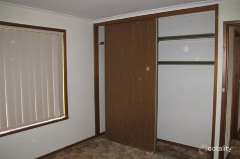 Property photo of 2/12 Gayview Drive West Wodonga VIC 3690