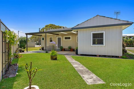 Property photo of 28 Bateau Bay Road Bateau Bay NSW 2261